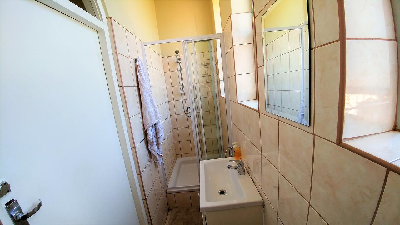 Rosa B&B Oudtshoorn Exterior photo